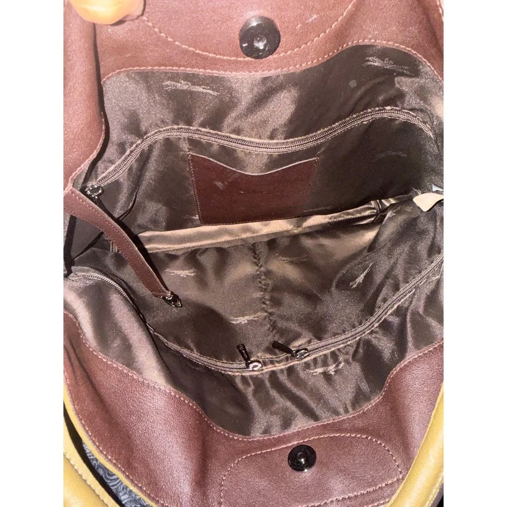 Longchamp 3D monochromatic Leather Hobo Bag Olive Green Logo Made in France